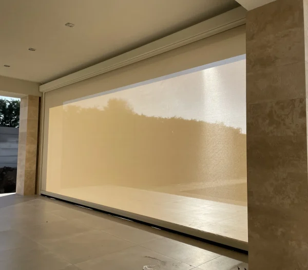 Lateral oldalárnyékoló Szélálló lateral árnyékoló terasz oldalfedésére